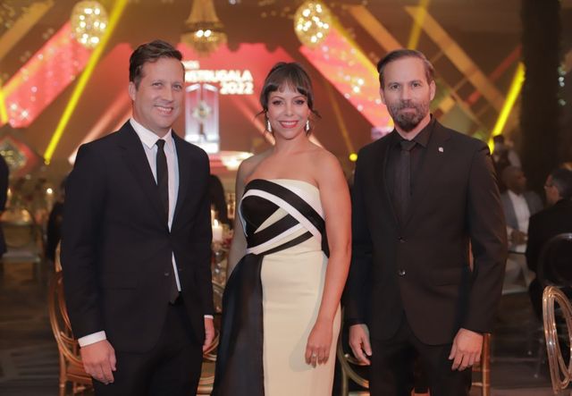 Realizan tercera edición de premios Construgala