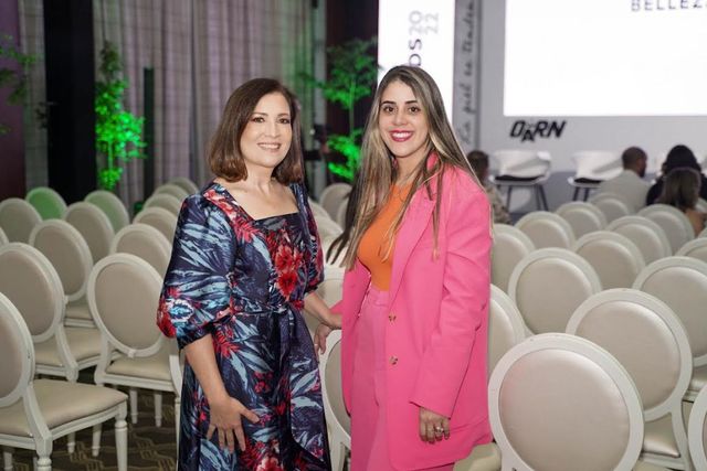 Vielka Guzmán y Claudia Hernández