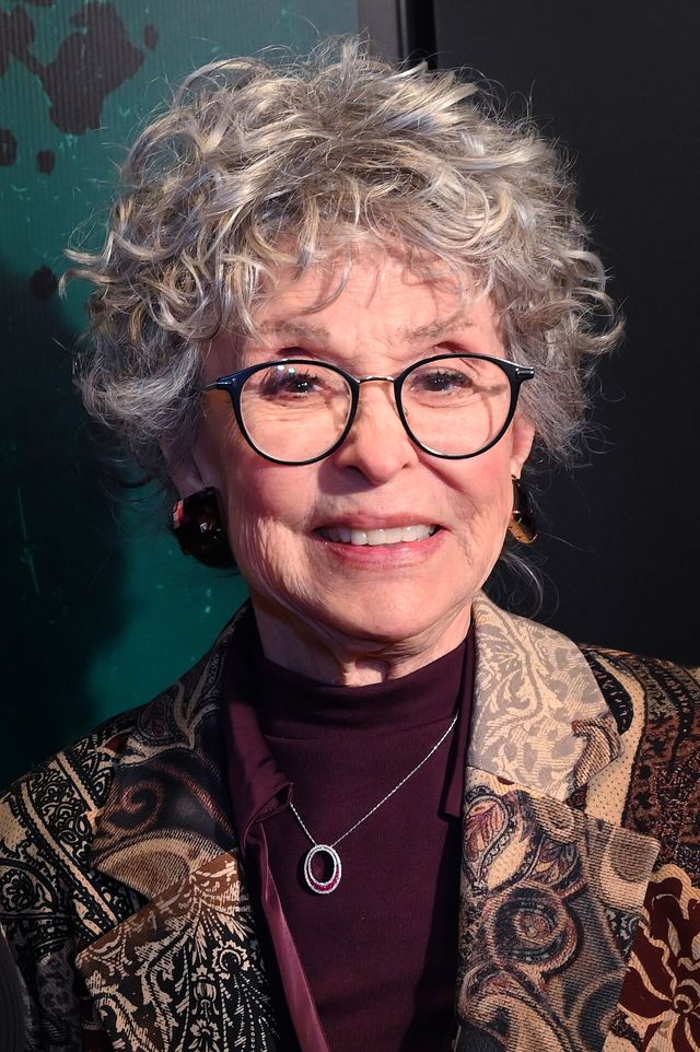 Rita Moreno sonríe en la noche de estreno off-Broadway de la obra «Kyoto», en noviembre de 2025
