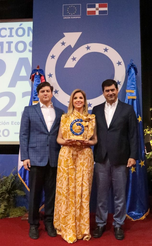 Larimar Films recibe Premio EPA 2022 por promoción cinematográfica en el exterior