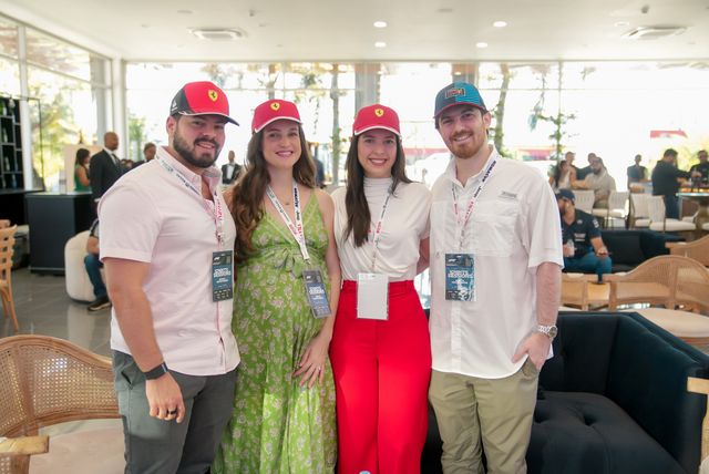 Jean Luis Álvarez, Thiara Fernández, Rafaela Fernández y Gustavo Álvarez
