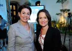 Magaly Tiburcio \"Liquido\"