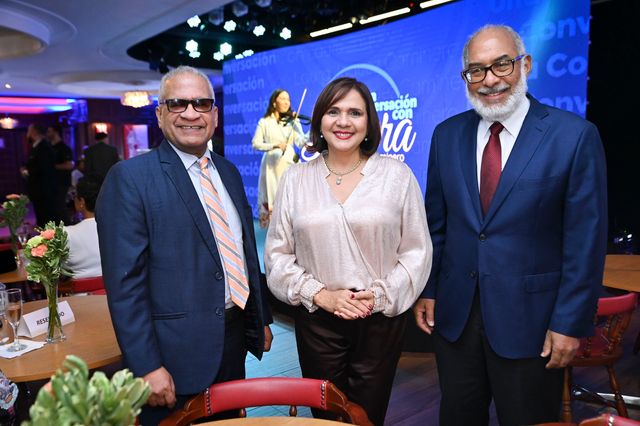 Geraldino González, Eveling Belliard y Persio Maldonado