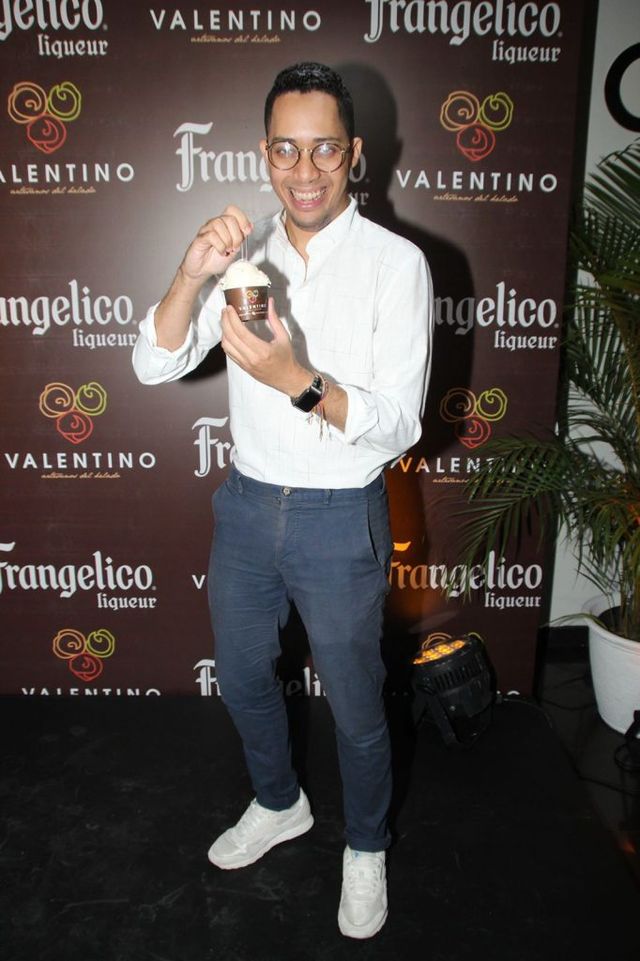 Valentino y Frangélico presentan el mejor helado navideño