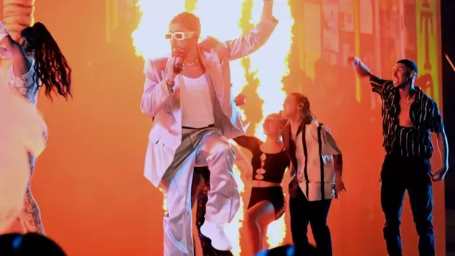Bad Bunny hace historia en los MTV VMA
