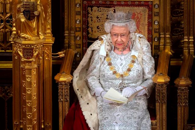 Conozca las joyas emblemáticas de Isabel II