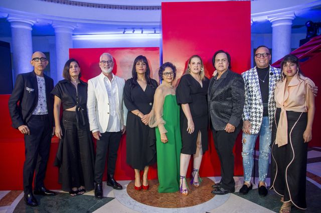 Jumbo celebra 20 años de apoyo a la moda dominicana con destacados diseñadores