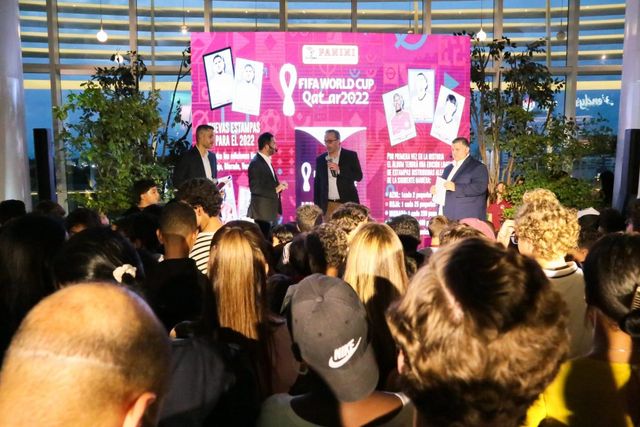 CCN presenta álbum y estampas Panini oficiales de Qatar 2022