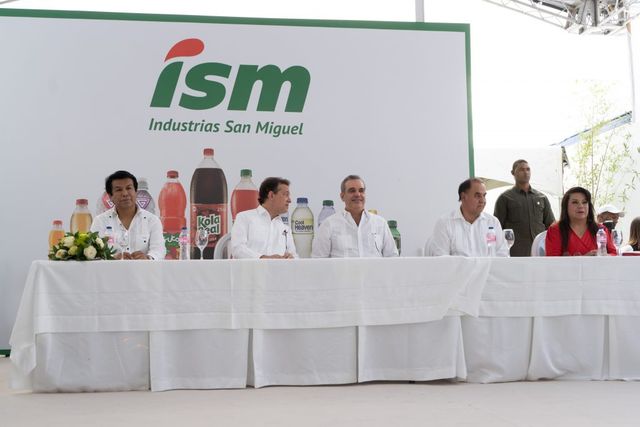Presidente Abinader inaugura ampliación planta de producción de Industrias San Miguel en Santiago Rodríguez