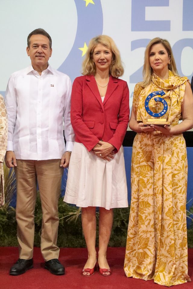Larimar Films recibe Premio EPA 2022 por promoción cinematográfica en el exterior