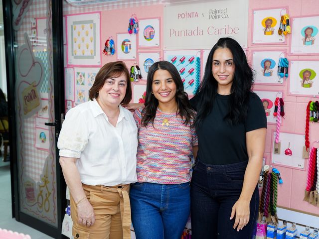 María Elena de Lama, Catalina Pozo y Ana Mirella Abreu