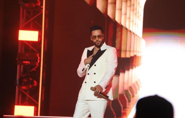 Cuántas personas disfrutaron tercer concierto de Romeo en Perú