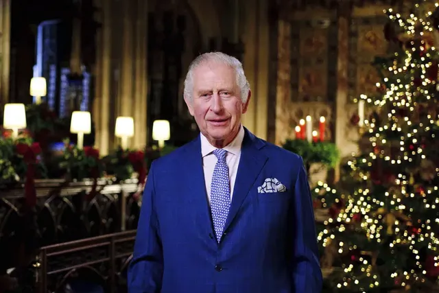 Rey Carlos III emitió su primer mensaje navideño