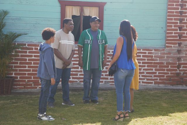 “El Brujo”, una comedia familiar que retrata valores criollos