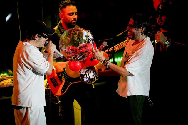 Servando y Florentino cantan frente a frente durante el concierto