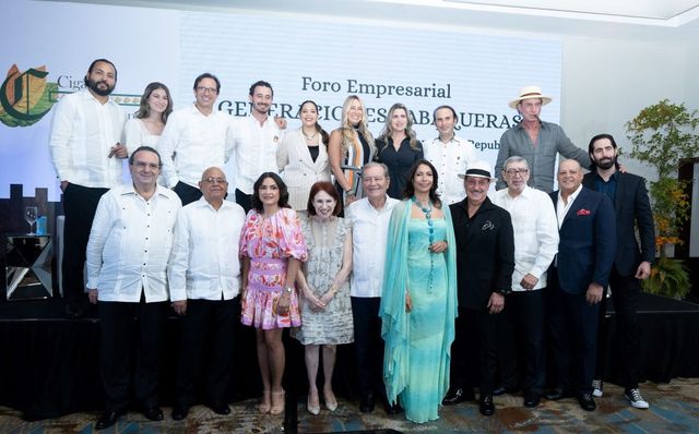 Cigarro Dominicano Celebra su 10mo Aniversario con el excepcional Foro empresarial “Generaciones Tabaqueras”