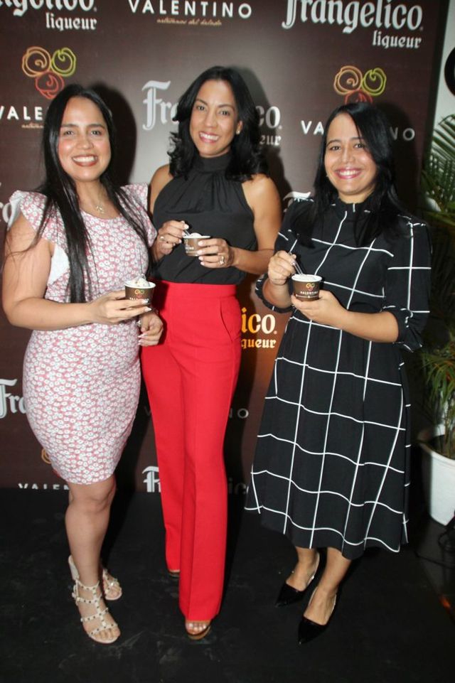 Valentino y Frangélico presentan el mejor helado navideño