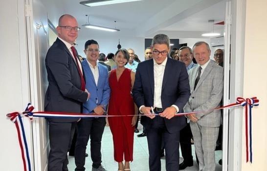 Alianza Francesa de Santiago inaugura instalaciones