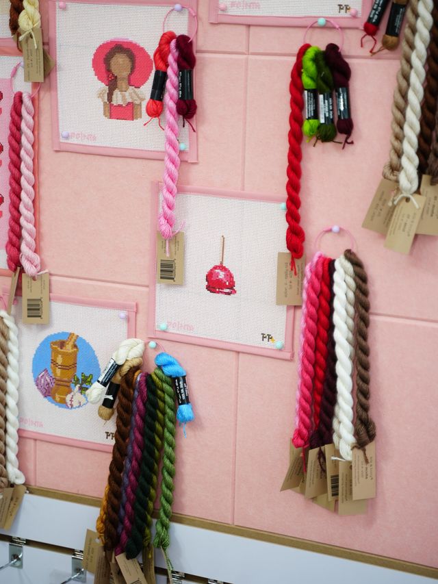 Detalle de los diseños de Puntada Caribe para needlepoint
