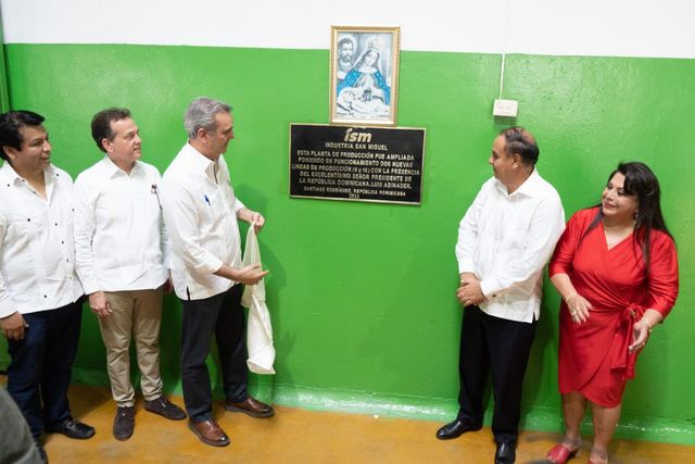 Presidente Abinader inaugura ampliación planta de producción de Industrias San Miguel en Santiago Rodríguez