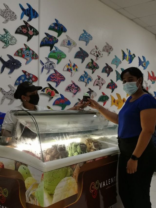 Helados Valentino se viste de rosa por lucha contra el Cáncer de Mama