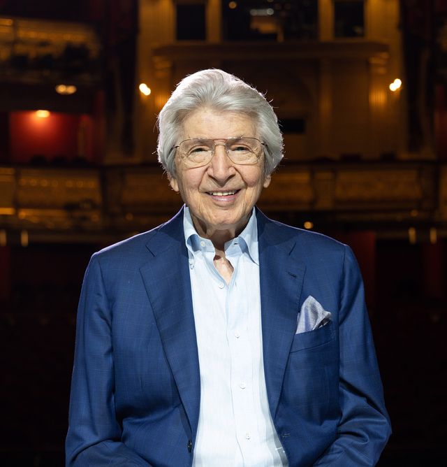 Llega al Teatro Nacional el compositor Manuel Alejandro