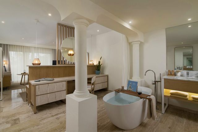 Paradisus Palma Real Golf & Spa Resort finaliza una reforma de 40 millones de Dólares, presentando un nuevo diseño, conceptos gastronómicos y experiencias optimizadas para sus huéspedes