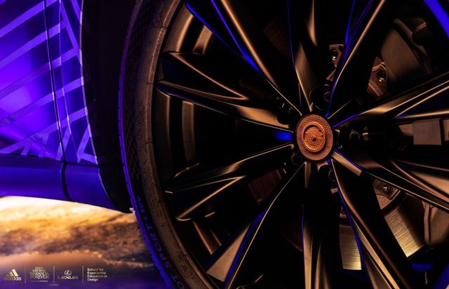 Lexus une fuerzas con Adidas en nuevo Lexus RX inspirado en Black Panther