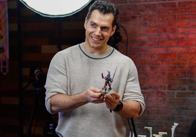 Amazon Prime prepara serie “Warhammer 40.000” con Cavill