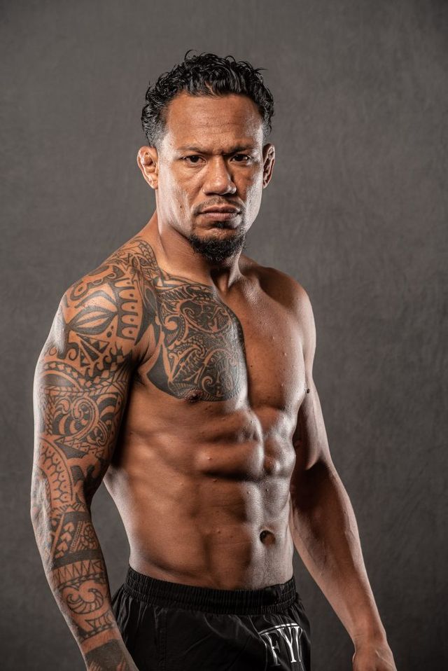 EL CAMPEÓN DE MMA LUIS “BABOON” PALOMINO ALCANZA UN NUEVO RÉCORD MUNDIAL