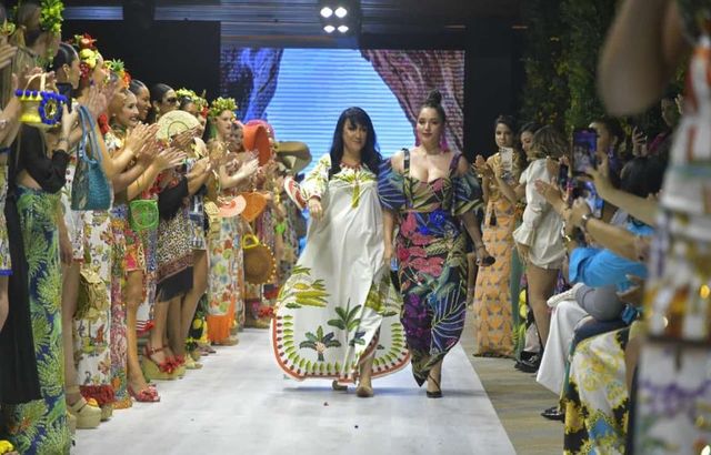 Giannina Azar inauguró el RD Fashion Week 2022