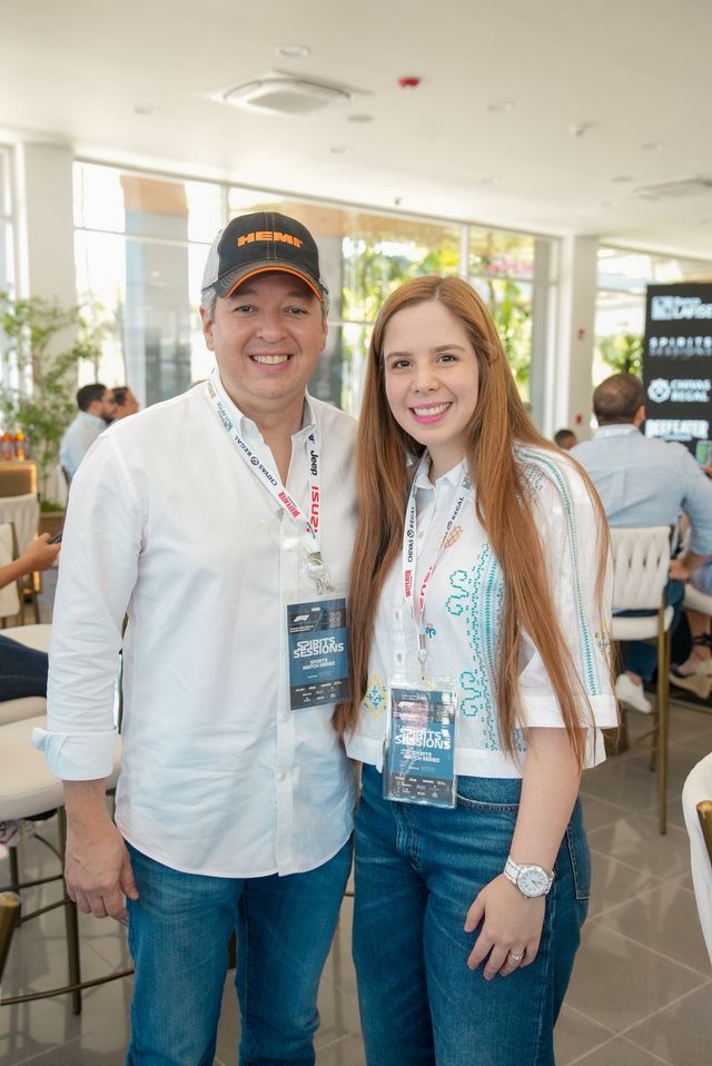 Manuel Sanabria y Andreina Mujica