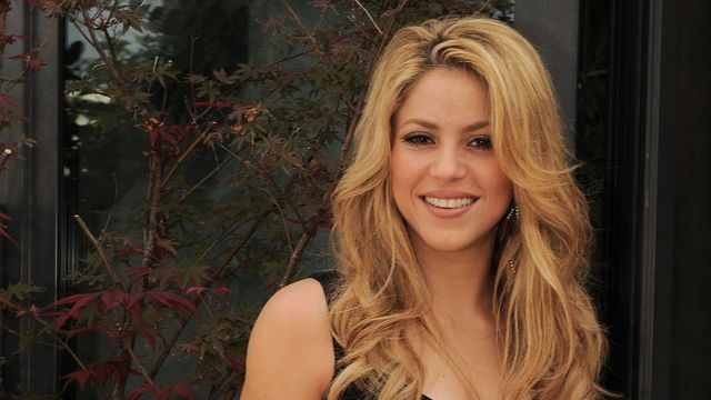 Shakira desmiente relación amorosa