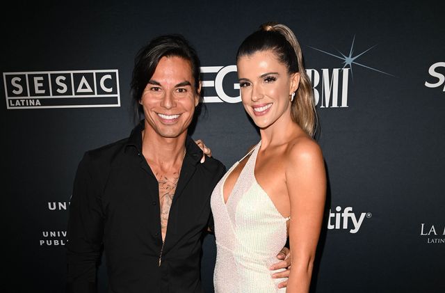 Novia de Julio Iglesias Jr. responde a señalamientos