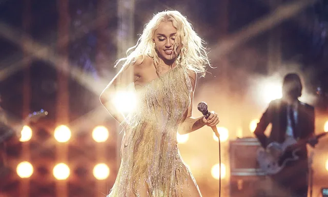 Miley Cyrus arranca 2023 con nuevo sencillo