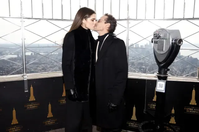 Crecen los rumores de embarazo entre Marc Anthony y Nadia Ferreira ￼