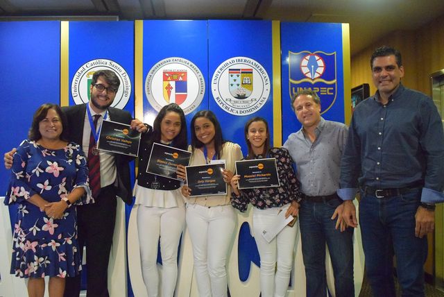 APAP reúne a 36 jóvenes creativos para un “Cero de Oro” histórico en su 50 aniversario