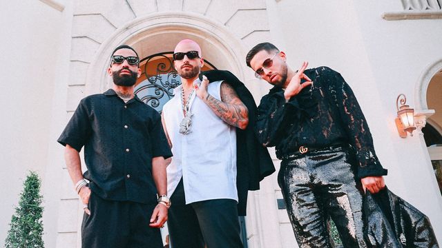 MALUMA ESTRENA SU NUEVO VIDEO “TSUNAMI” FT DE LA GHETTO & ARCANGEL