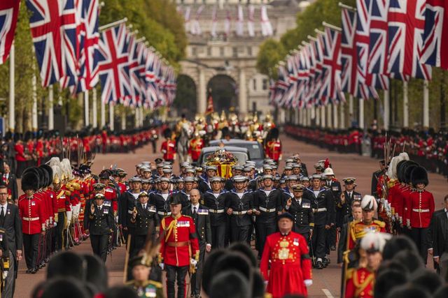 Gran Bretaña y el mundo dan último adiós a la reina Isabel II