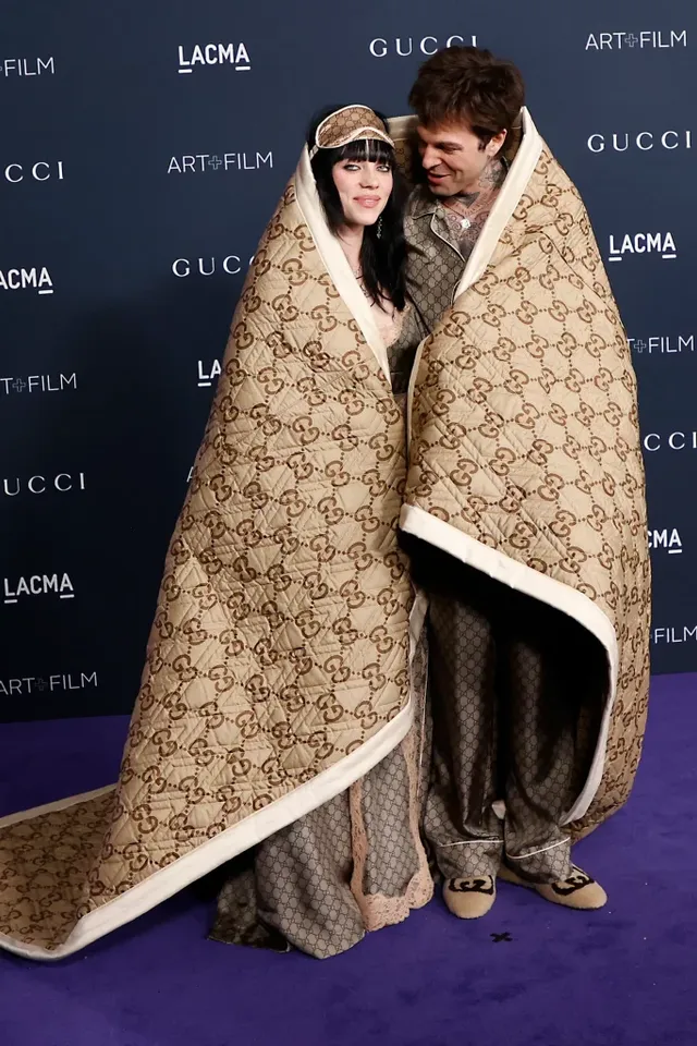 Así debutaron Billie Eilish y su novio en la alfombra roja