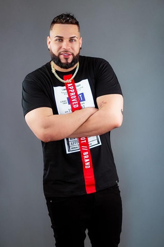Dominicano Dee Espinal sigue trasciendo como DJ en Estados Unidos