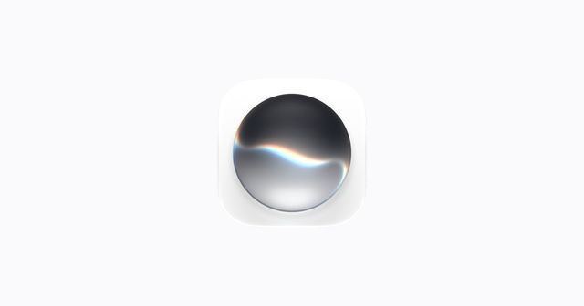 Ícono de Siri AI, una esfera plateada con un reflejo de colores sobre fondo blanco