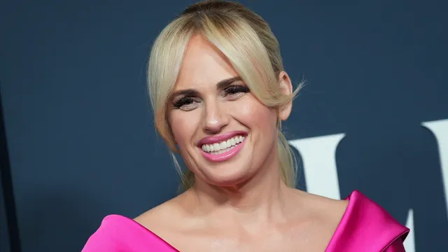 Rebel Wilson ya es madre tras gestación subrogada