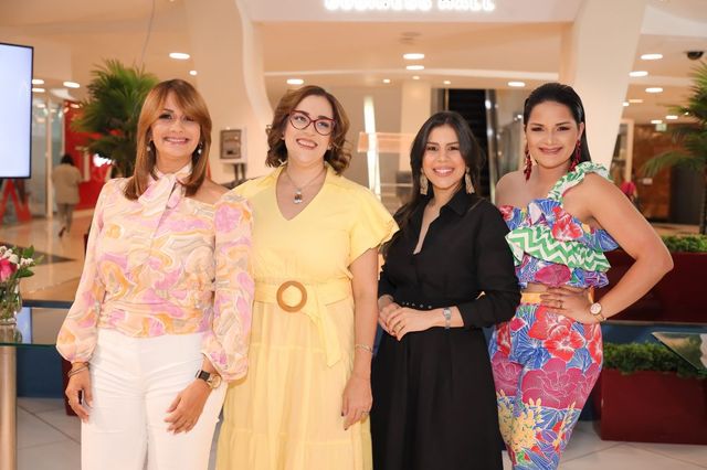 Kathy Store celebra 20 años de servicio con lanzamiento de colección