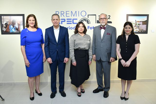 APEC Cultural entrega VI Premio APEC al Periodismo Fotográfico
