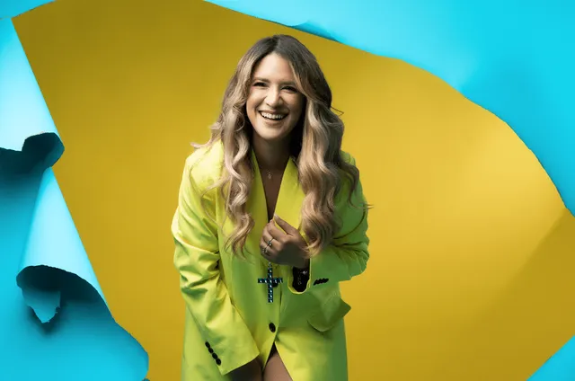 Nathalie Hazim presenta nueva producción refugiada en el pop