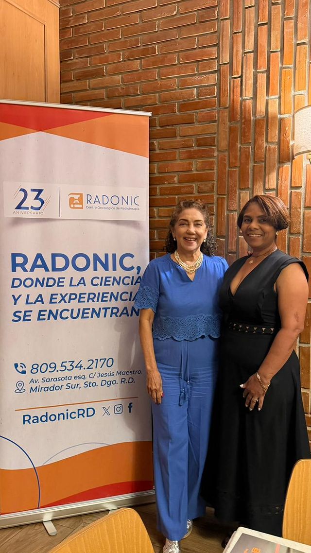 Elsa Núñez y Nidia Suero