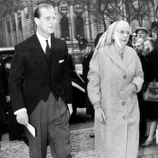 Junto a su madre, la princesa Alicia de Battenberg. En 1922 su familia fue exiliada de Grecia y su madre tuvo que ingresar a un hospital psiquiátrico. Tiempo después se dedicó a las obras de caridad.