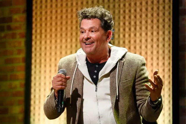 Llegó “El club de los graves” con Carlos Vives en Disney