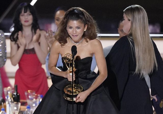 Zendaya rompe récords en los Emmy